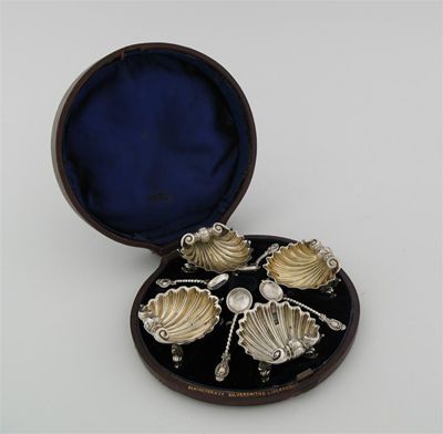 Appraisal: A Victorian cased set of four salts of shell form