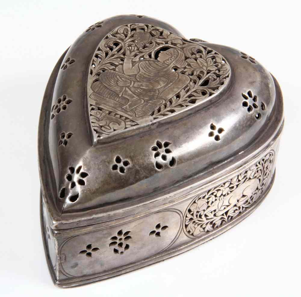 Appraisal: INDIAN SILVER BOX - th C Continental Indian Silver Jewelry