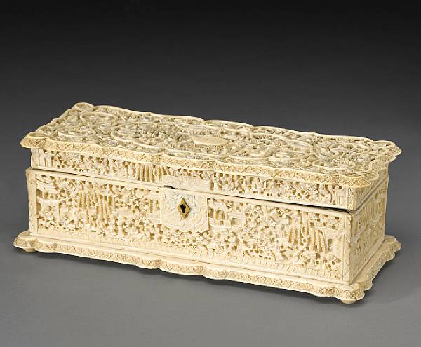 Appraisal: An export ivory hinged box th Century Of rectangular form