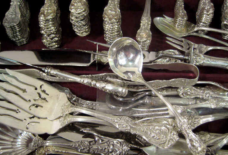 Appraisal: REED BARTON TAUNTON MA Sterling silver Francis I flatware service