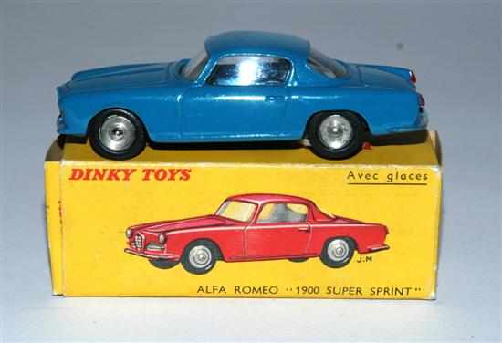 Appraisal: French Dinky Alfa Romeo Super Sprint blue body windows no