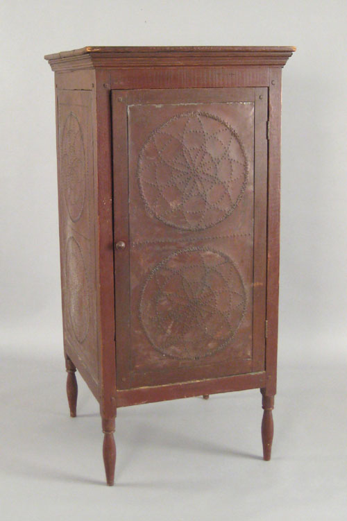 Appraisal: Southern yellow pine and oak pie safe early th c