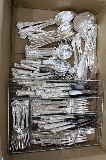 Appraisal: A CANTEEN ON KINGS PATTERN SILVER PLATED CUTLERY with twelve