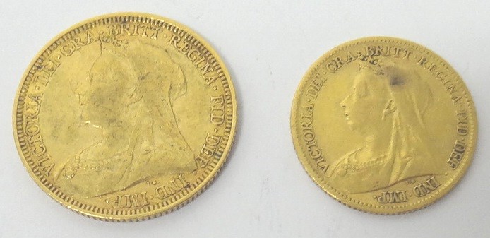 Appraisal: A Victoria old head sovereign S and a Victoria old