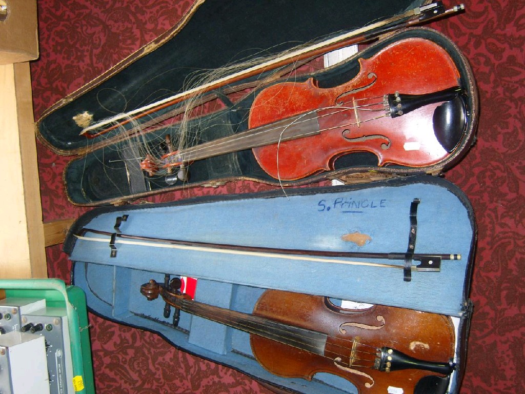 Appraisal: A violin bow and case and one other