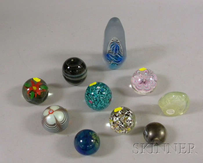 Appraisal: Ten Contemporary Art Glass Paperweights ht to in