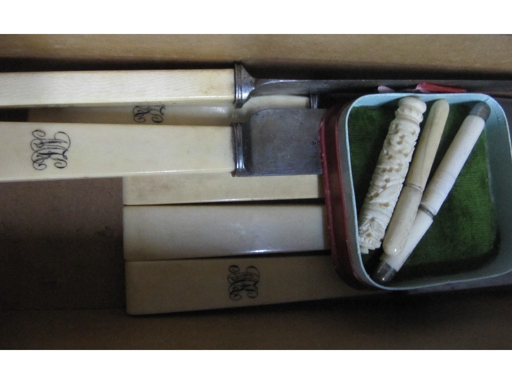 Appraisal: Lot comprising cased spoon set bone handled dinner knives and