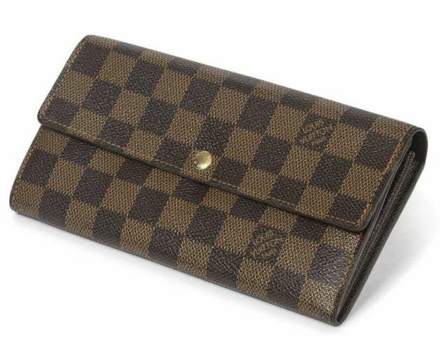 Appraisal: Louis Vuitton Sarah wallet in Damier Ebene coated canvas with