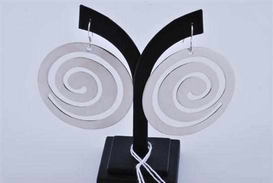 Appraisal: A PAIR OF STERLING SILVER EARRINGS