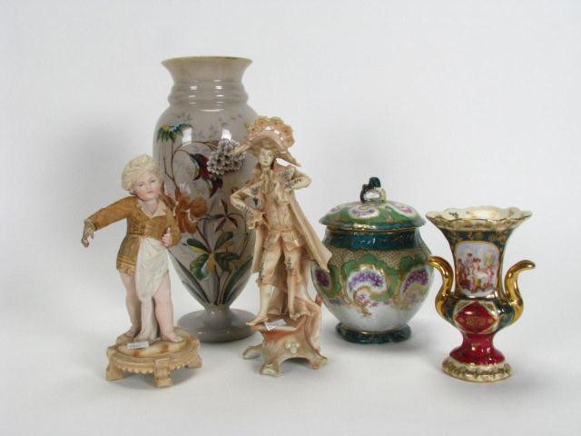 Appraisal: Group of decorative items including Bristol hand-decorated vase inches Beehive