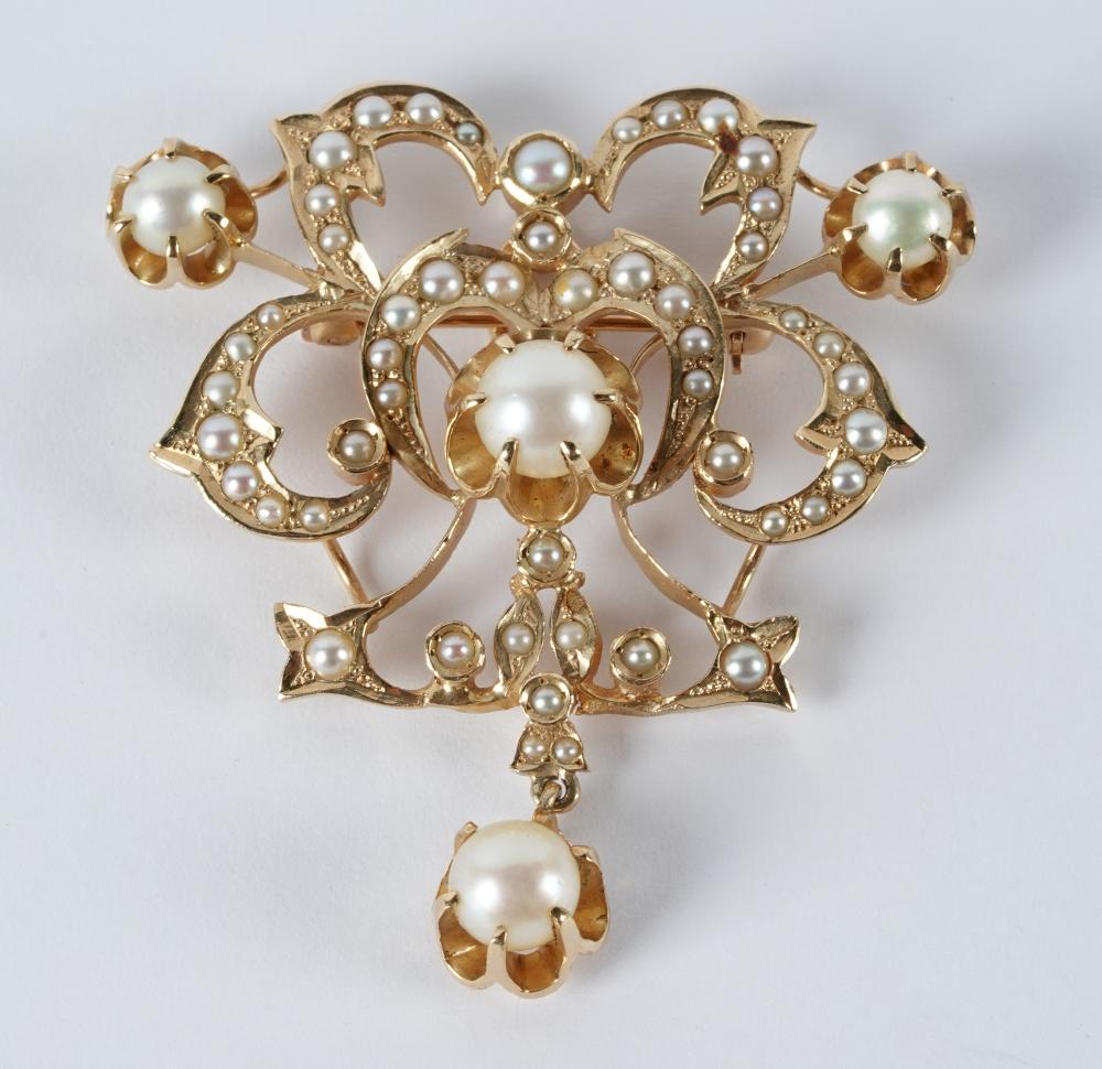 Appraisal: KARAT YELLOW GOLD PEARL BROOCHcontaining spherical half-drilled cultured pearls mm