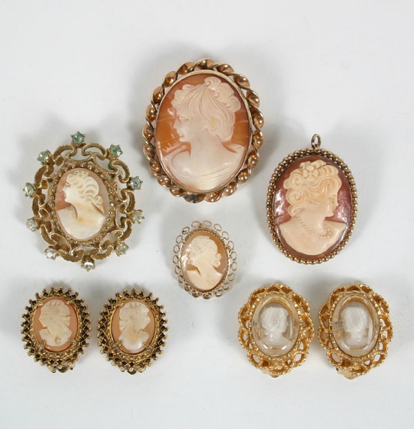 Appraisal: Lot of pieces vintage and Victorian cameo jewelry including three