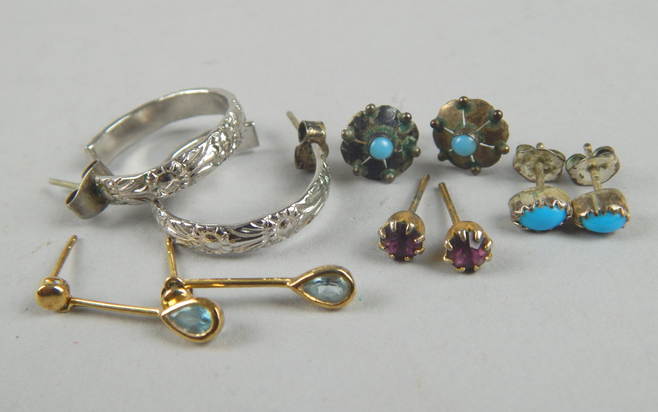 Appraisal: Five pairs of earrings to include a pair of silver