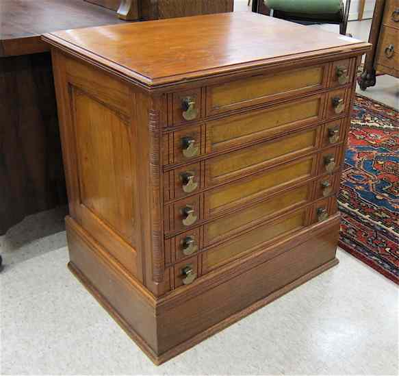 Appraisal: VICTORIAN ASH SPOOL CHEST American c having two deep and