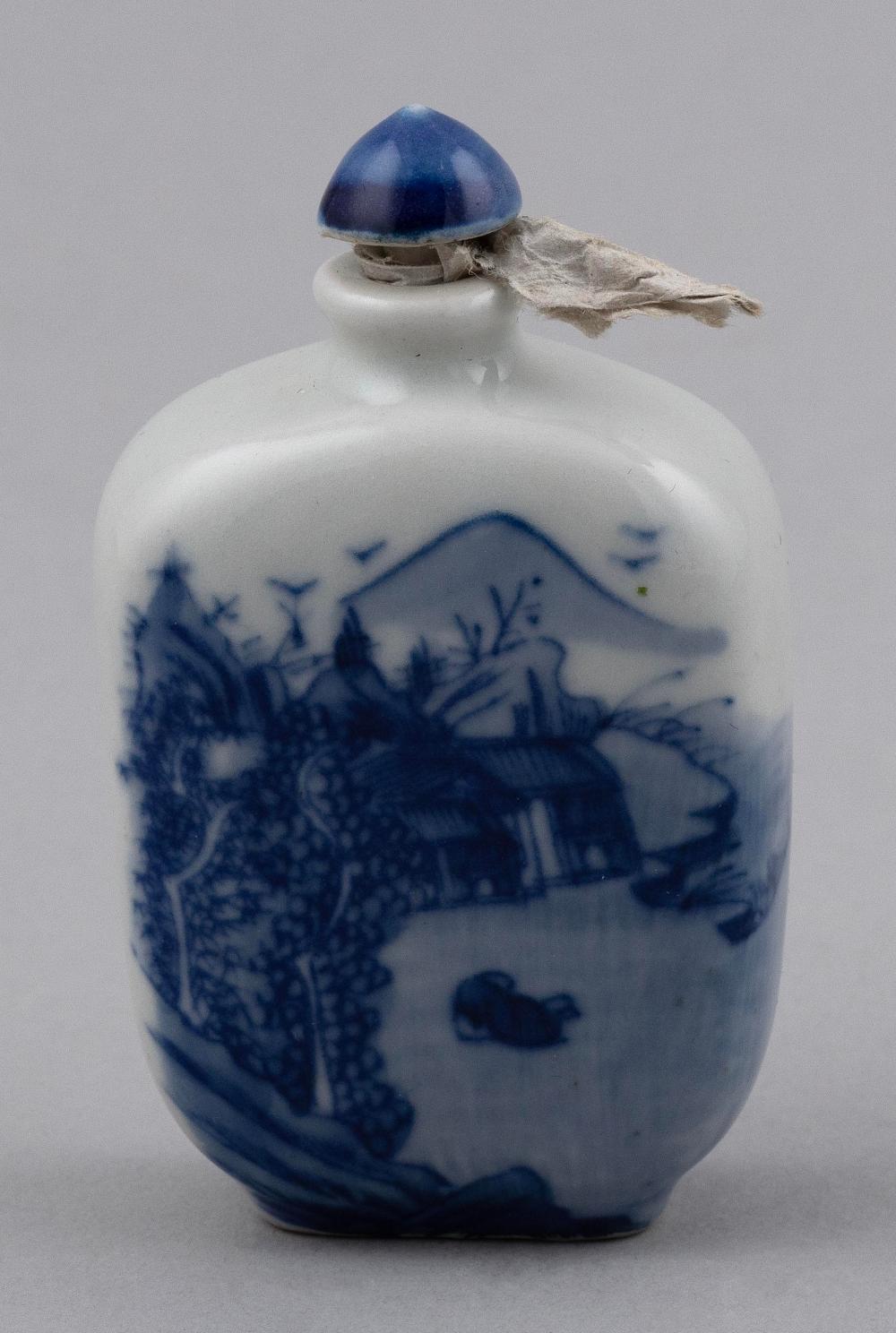 Appraisal: CHINESE BLUE AND WHITE PORCELAIN SNUFF BOTTLE LATE TH CENTURY