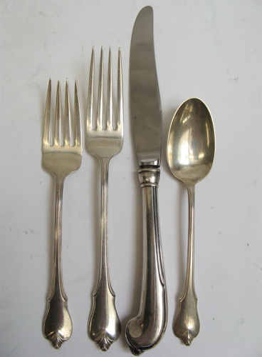 Appraisal: WALLACE STERLING SILVER FLATWARE SET Grand Colonial pattern of pieces