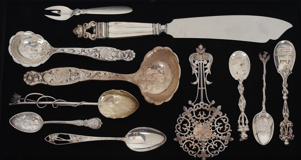 Appraisal: PIECE STERLING FLATWARE COLLECTION An assembled piece collection to include