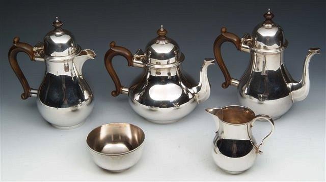 Appraisal: A FIVE PIECE CONTEMPORARY SILVER TEA AND COFFEE SET plain