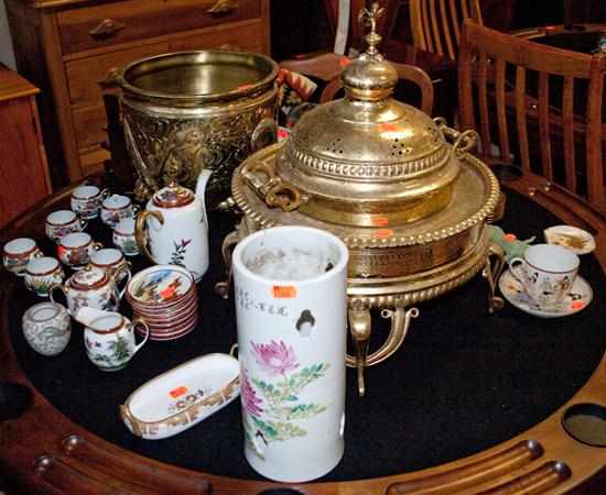 Appraisal: Group of assorted articles including copper bucket gilt tea service