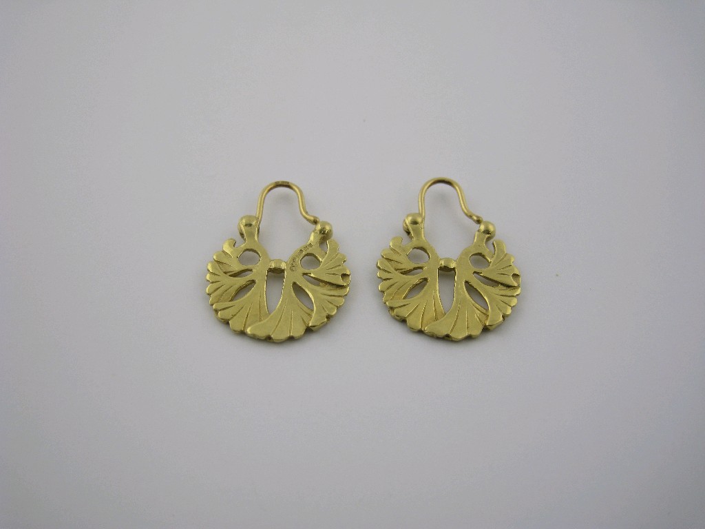 Appraisal: A pair of ct gold stylised Leaf Earrings approx gms