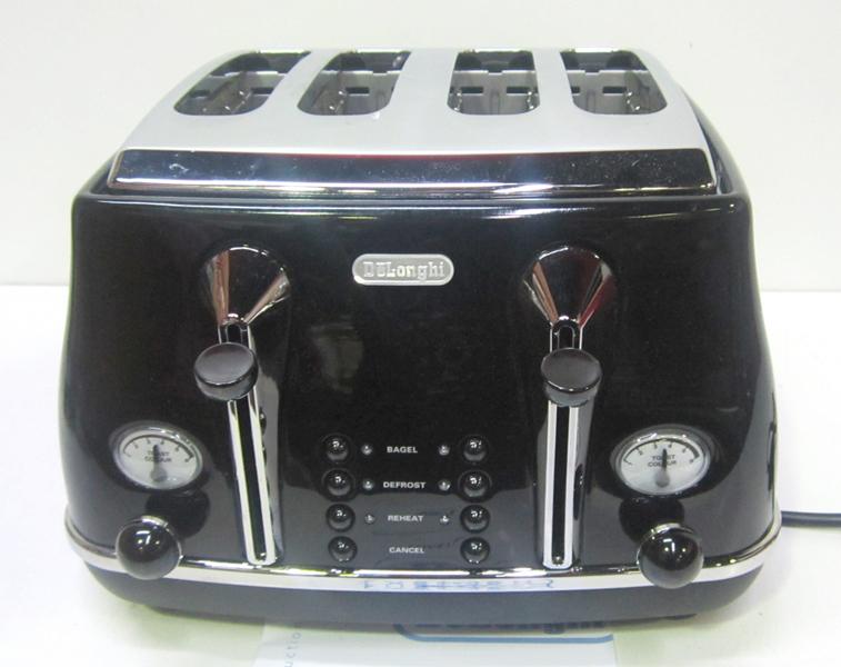 Appraisal: A BLACK DELONGHI TOASTER A BLACK DELONGHI TOASTER No Entry