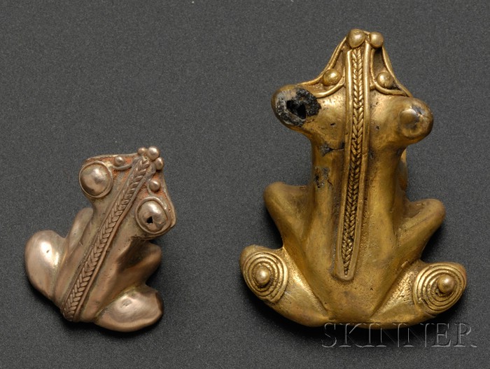 Appraisal: Two Pre-Columbian Frog Pendants Colombia Tairona c - A D