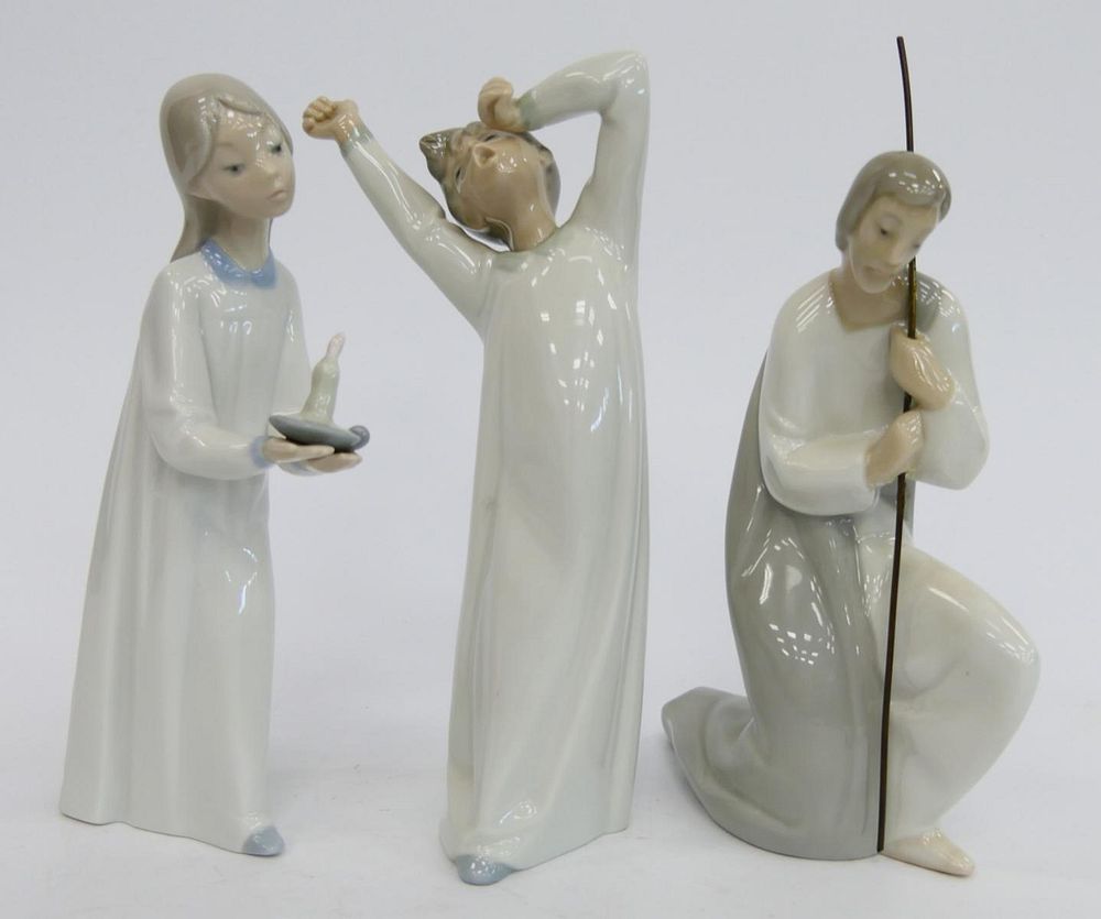 Appraisal: LLADRO NAO PORCELAIN FIGURAL GROUP LLADRO NAO PORCELAIN FIGURAL GROUP