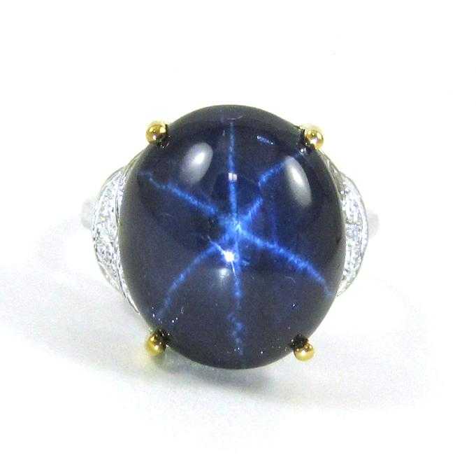 Appraisal: STAR SAPPHIRE AND FOURTEEN KARAT GOLD RING The white and