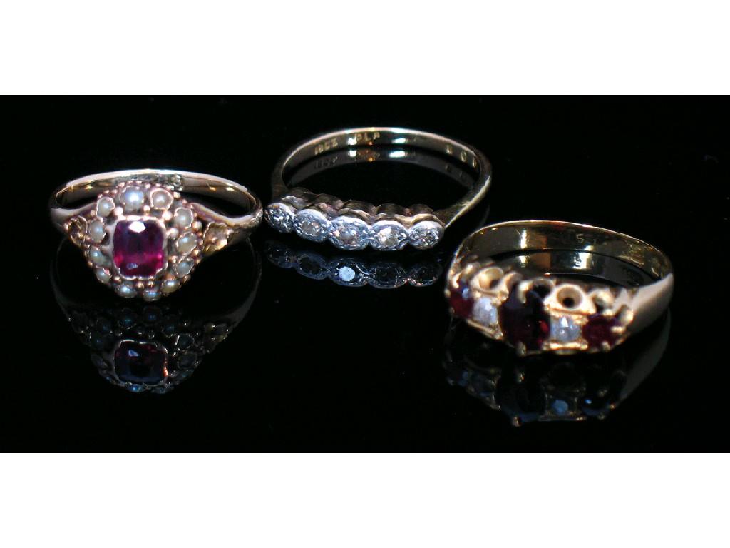 Appraisal: A TH CENTURY GARNET AND SEED PEARL CLUSTER RING set