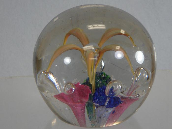 Appraisal: Blown glass paperweight lily flower form h ground chip on