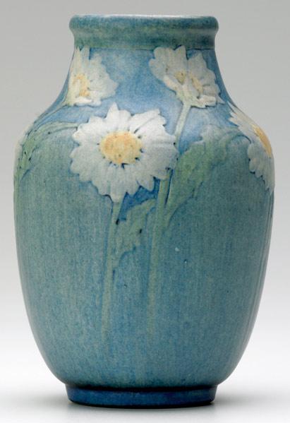 Appraisal: NEWCOMB COLLEGE Vase decorated by Alma Mason with daisies in