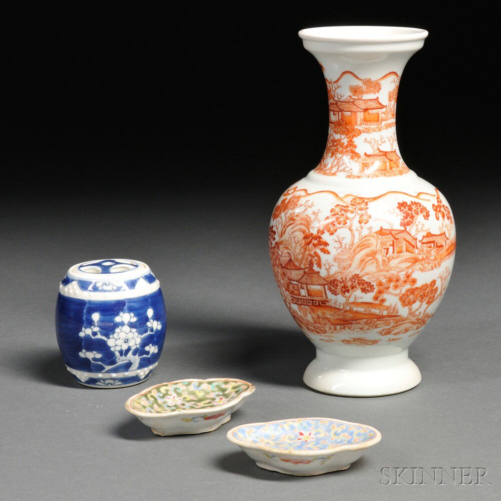 Appraisal: Four Chinese Porcelain Items a baluster-form vase decorated in orange