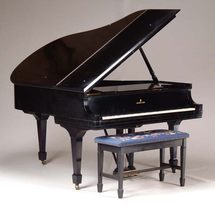 Appraisal: OUTSTANDING STEINWAY SONS BABY GRAND PIANO Model M Serial Number