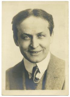 Appraisal: Houdini Harry Bust Portrait of a Smiling Houdini Circa Famous