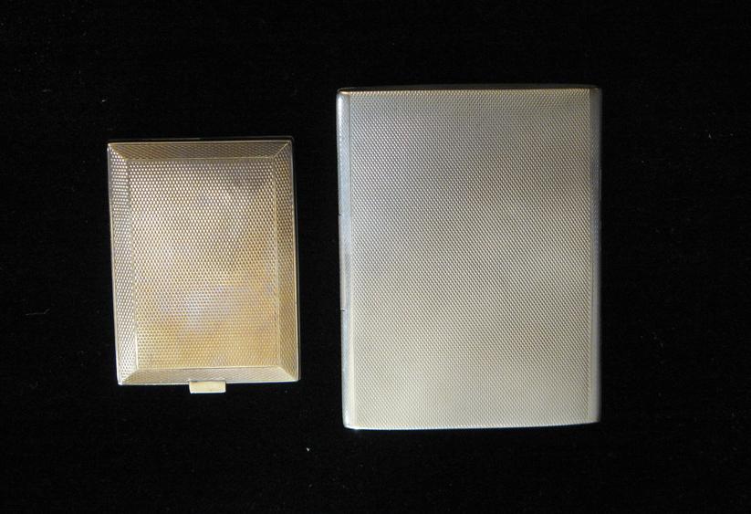 Appraisal: A CT YELLOW GOLD CIGARETTE CASE of slim oval section