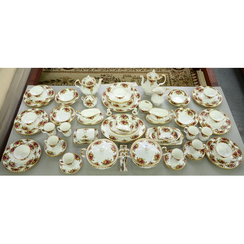 Appraisal: A extensive Royal Albert Old Country Roses pattern dinner service