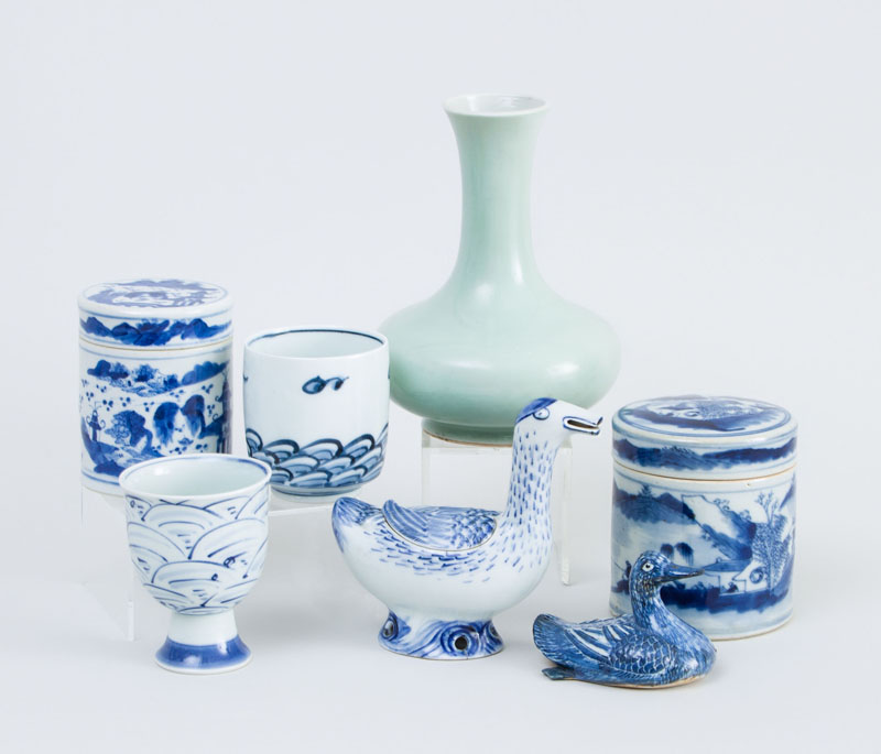 Appraisal: GROUP OF SEVEN CHINESE PORCELAIN ARTICLES AND A EUROPEAN POTTERY