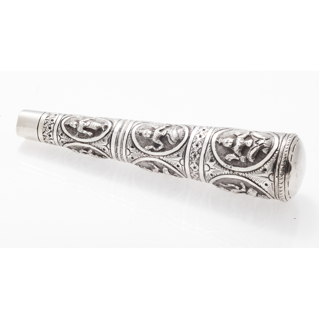 Appraisal: An Indian parasol handle of traditional tapering form with embossed