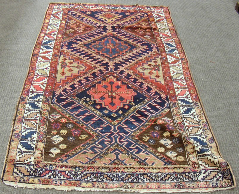 Appraisal: Hamadan Rug Northwest Persia th century ft in x ft