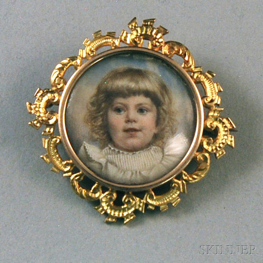 Appraisal: kt Gold-framed Painted Portrait Brooch the brooch housing a small