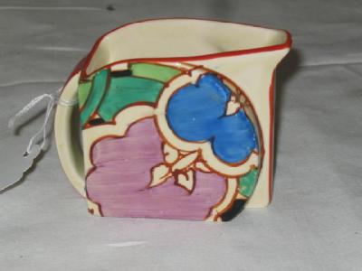 Appraisal: A CLARICE CLIFF BIZARRE FANTASQUE RED GARDENIA PATTERN STAMFORD SHAPE