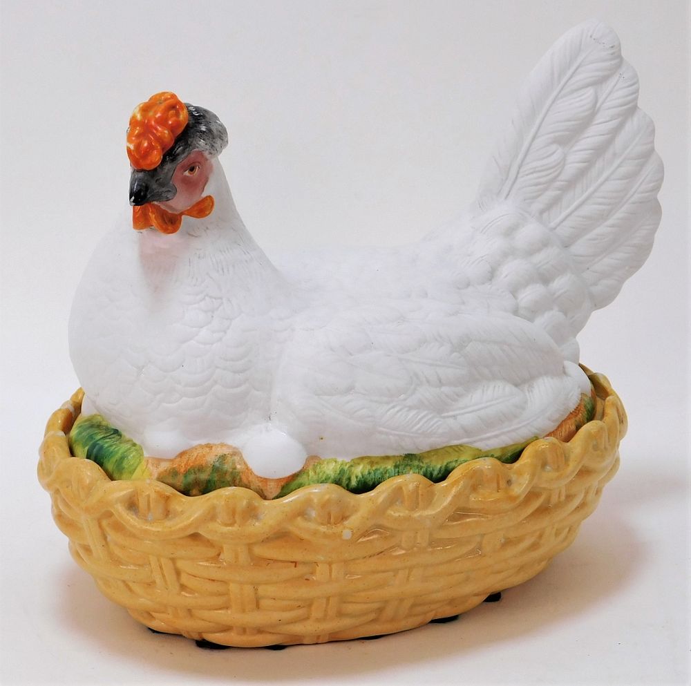 Appraisal: LG European Porcelain Hen on Nest Chicken Tureen Europe th