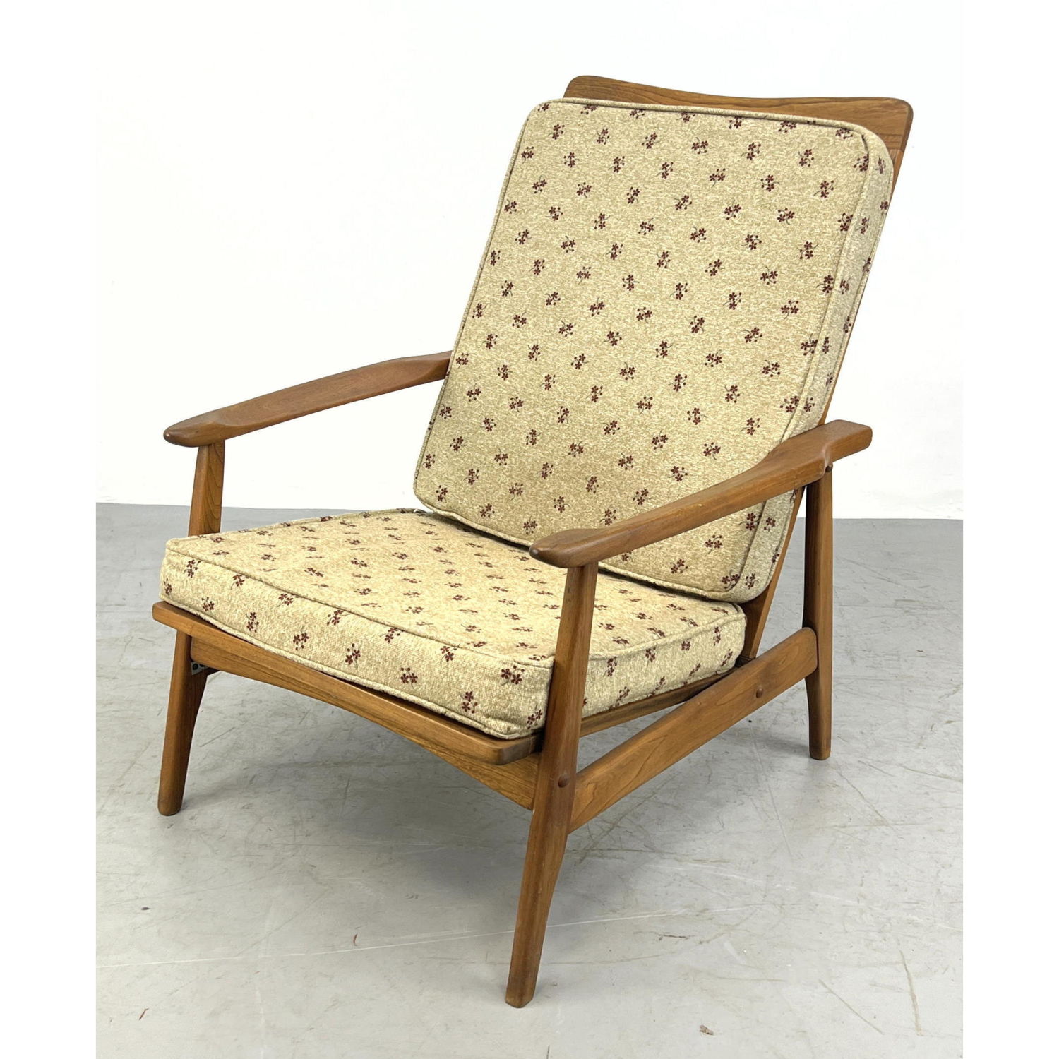 Appraisal: Danish Modern Open Arm Teak Lounge Chair Teak Spindle Back