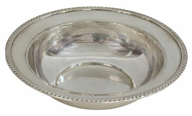 Appraisal: American sterling silver round vegetable bowl Ellmore Silver Company Meriden