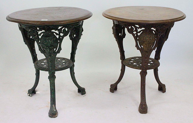 Appraisal: A PAIR OF LATE TH EARLY TH CENTURY CAST IRON