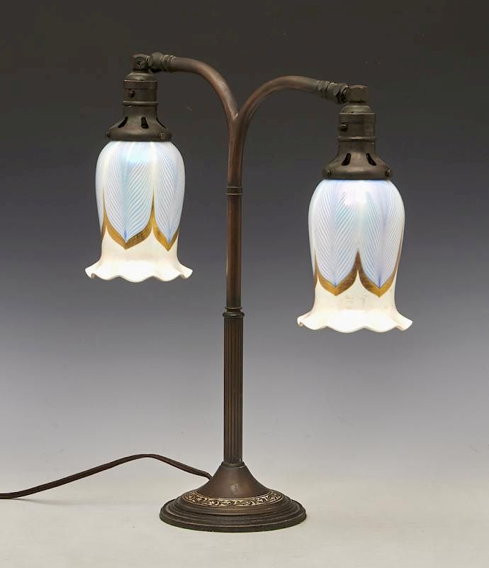 Appraisal: Table lamp with Steuben style pulled feather shades Table lamp