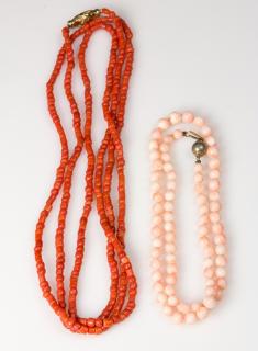 Appraisal: Lot of Coral necklaces Lot of Coral necklaces comprised of