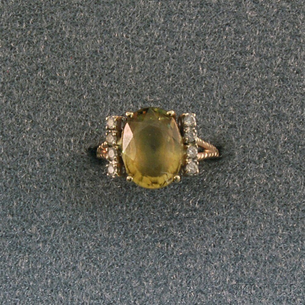 Appraisal: kt Gold Yellow Sapphire and Diamond Ring the central lemon