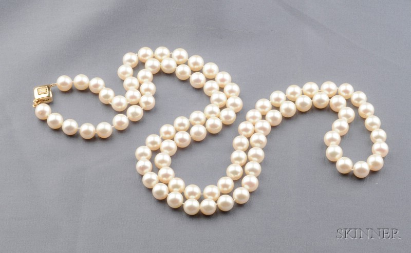 Appraisal: Cultured Pearl Necklace composed of ninety-one white cultured pearls with