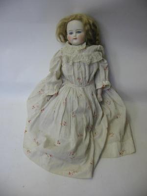 Appraisal: An Alt Beck Gottschalck bisque shoulder girl doll with Belton